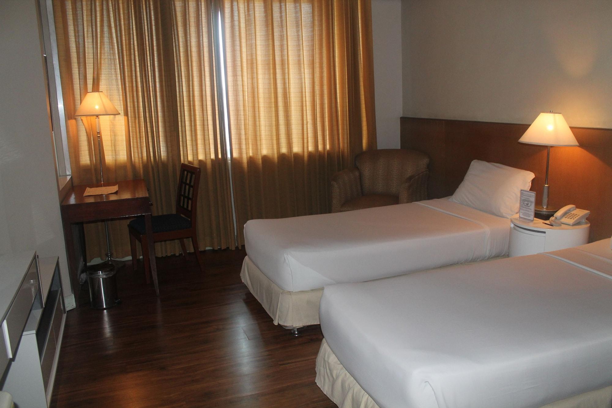 Pearl Manila Hotel Eksteriør bilde