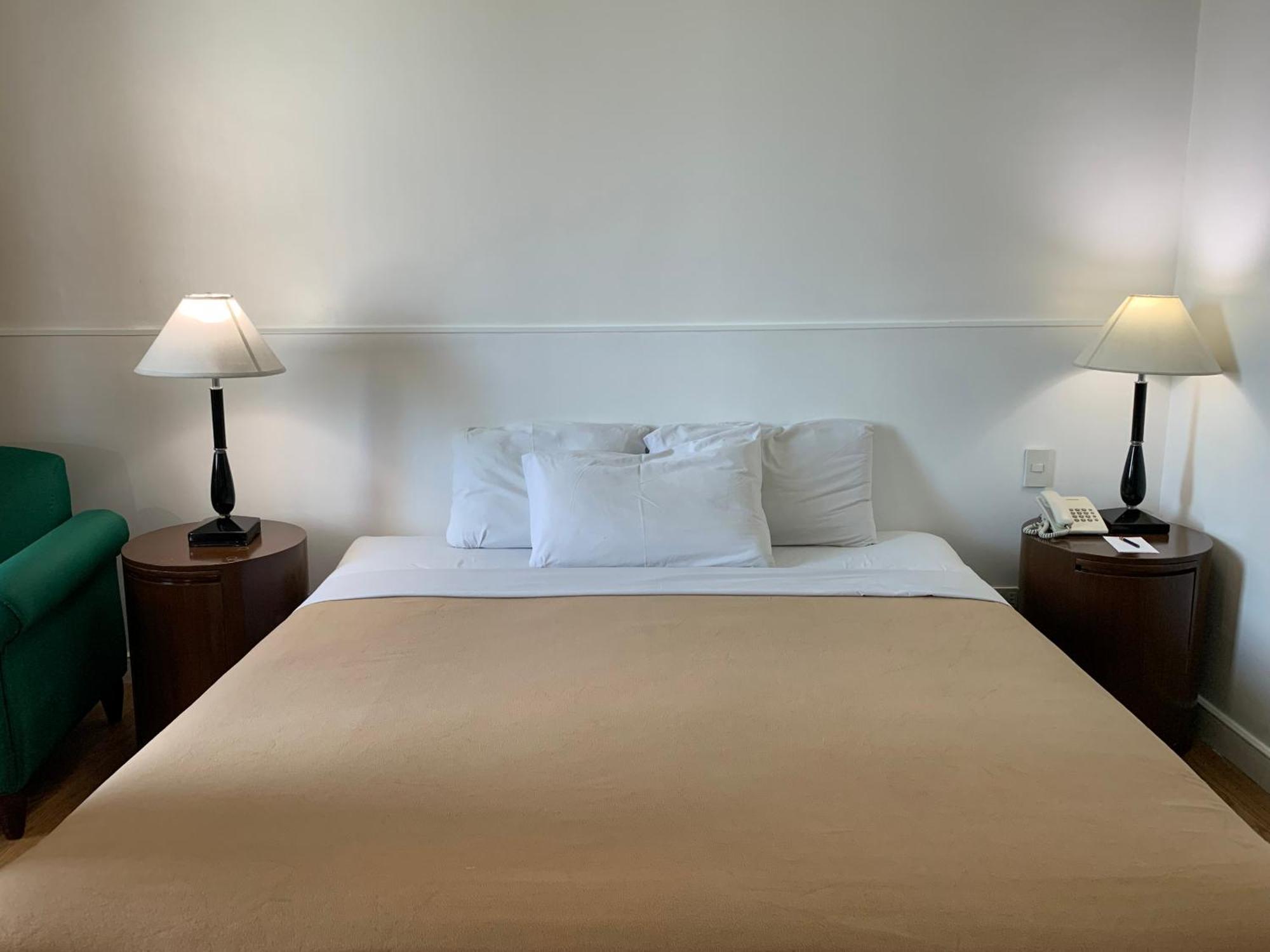Pearl Manila Hotel Eksteriør bilde
