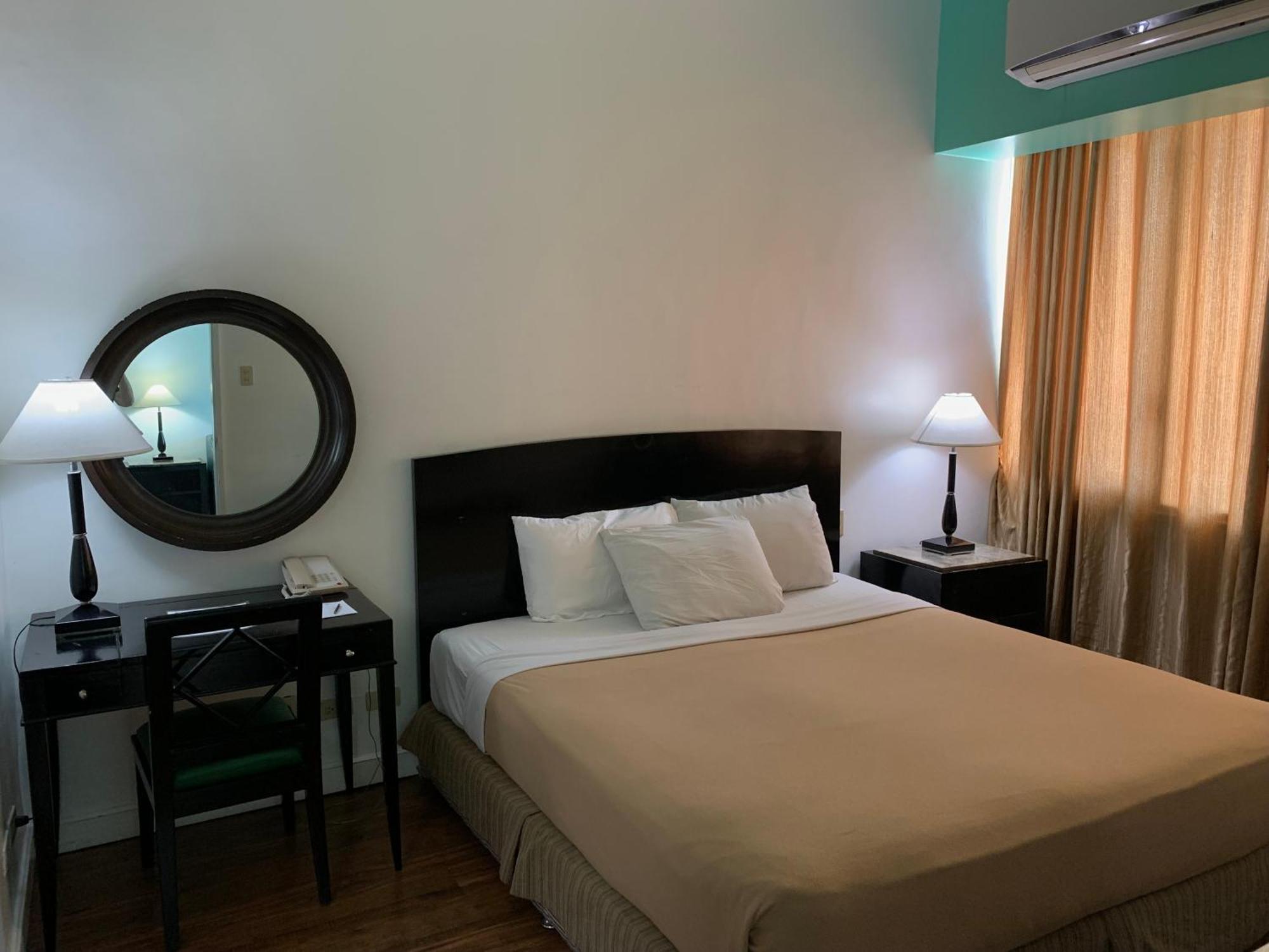 Pearl Manila Hotel Eksteriør bilde