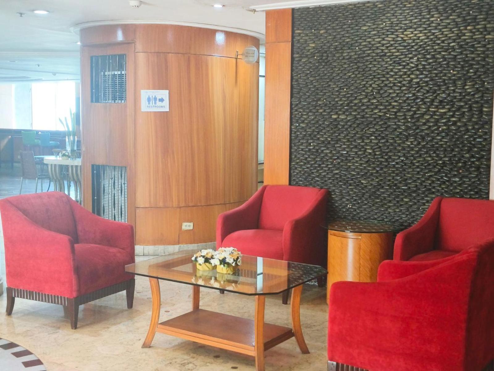 Pearl Manila Hotel Eksteriør bilde