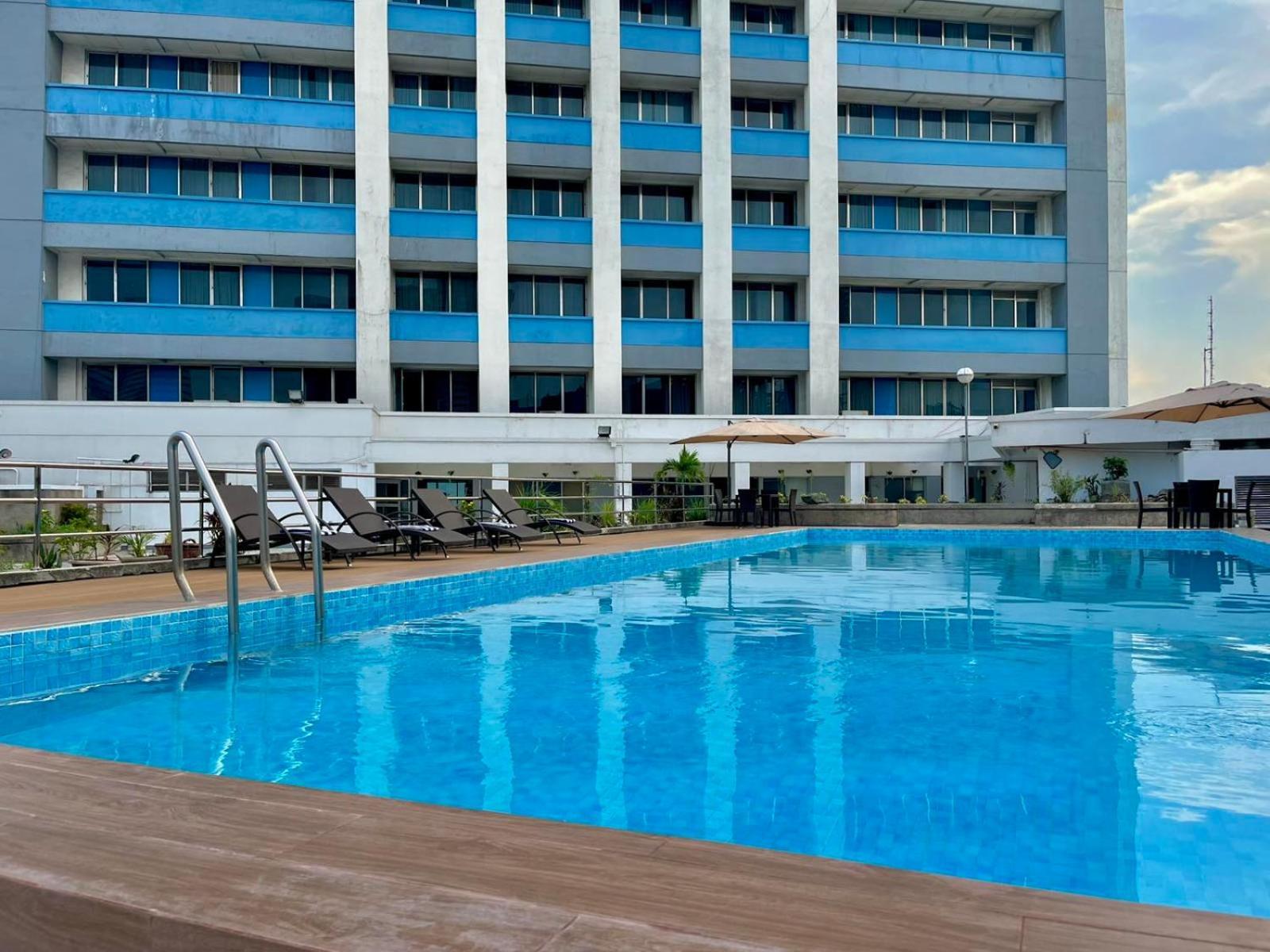 Pearl Manila Hotel Eksteriør bilde